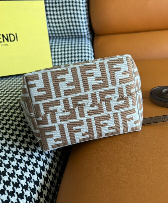 Fendi Mini Roll 8BS096
